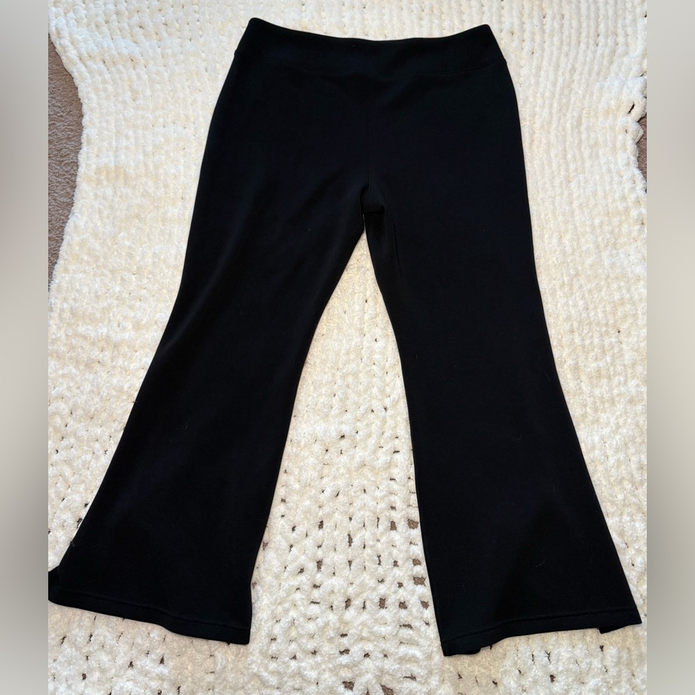 SPANX AirEssentials Slim Flare Slit Pant